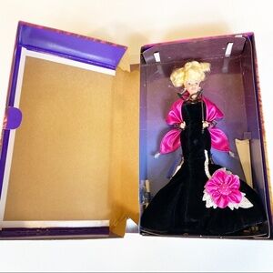 NEW Theater Elegance Barbie 1994 Mattel 12077